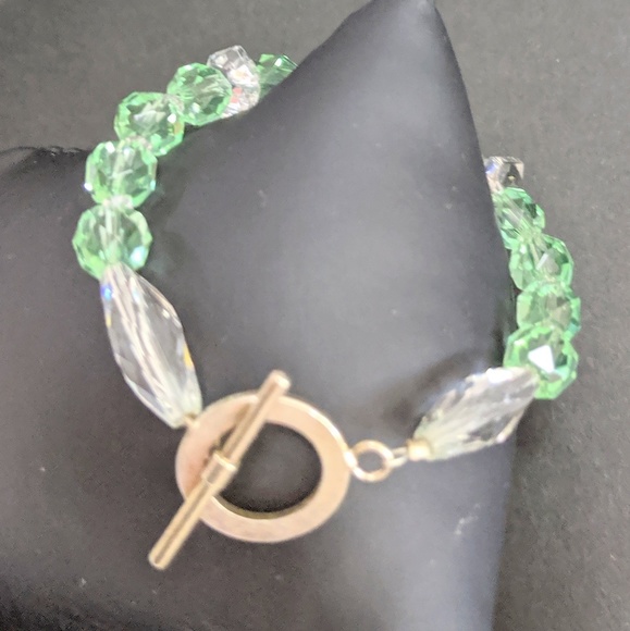 Aqua Toggle Bracelet - Picture 5 of 7